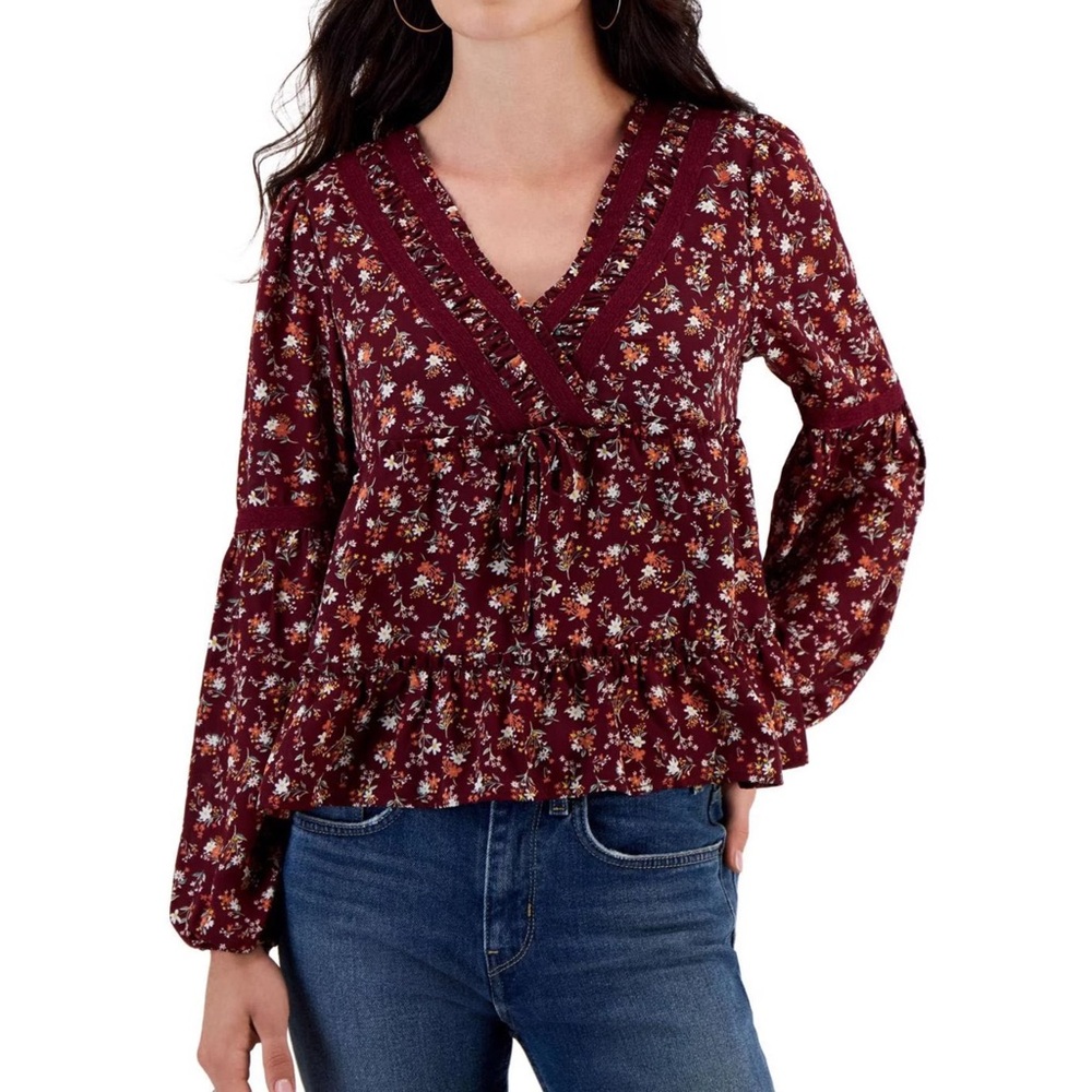 Nwot Planet Heart crochet trimmed surplice tiered Blouse